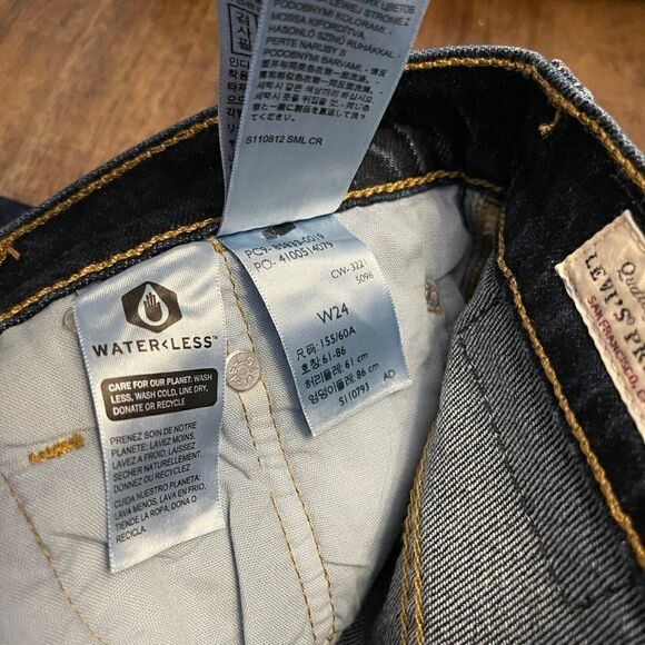 Levi's 501 Mid-Thigh Denim Shorts Size 24 - Picture 9 of 12